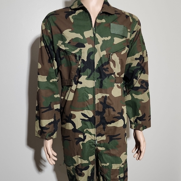 Rothco Kids Woodland Camo Jumpsuit - Picture 3 of 9